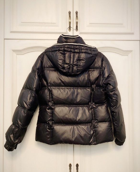 惊了！她到底是有多缺钱啊？