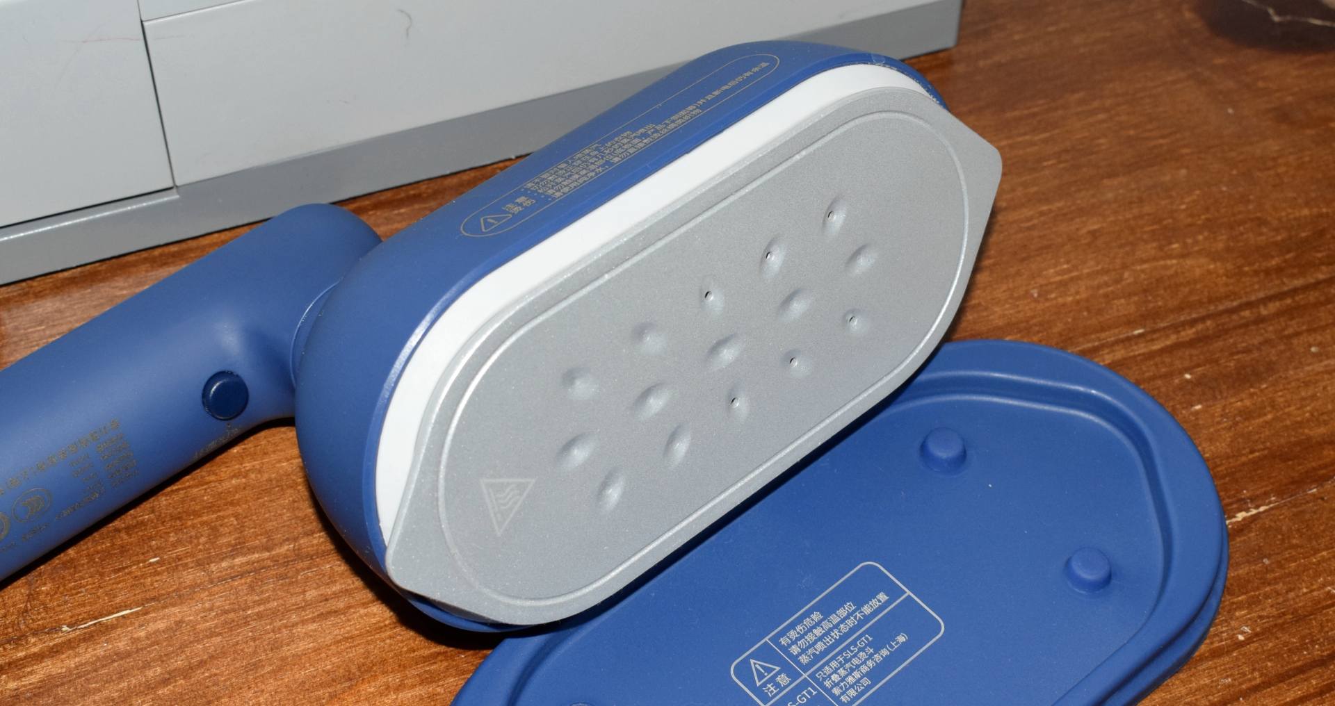 挂烫机家用平式熨烫机,干湿两用烫熨机