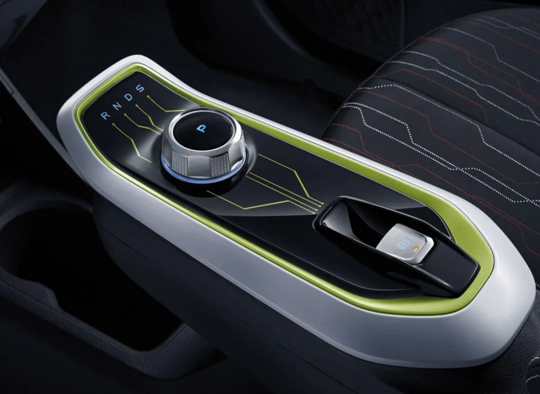 长安奔奔e-star和东风ex1对比,长安奔奔e-star网上订金可以退吗