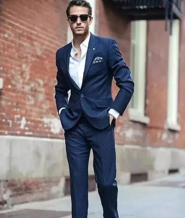 衣服代表一个人的形象,定制西服和现代服装的区别