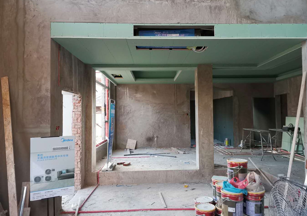 一拖一风管机与柜式空调比较,风管机和挂机有什么区别呢