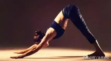 每天做下犬式的好处,下犬式的好处