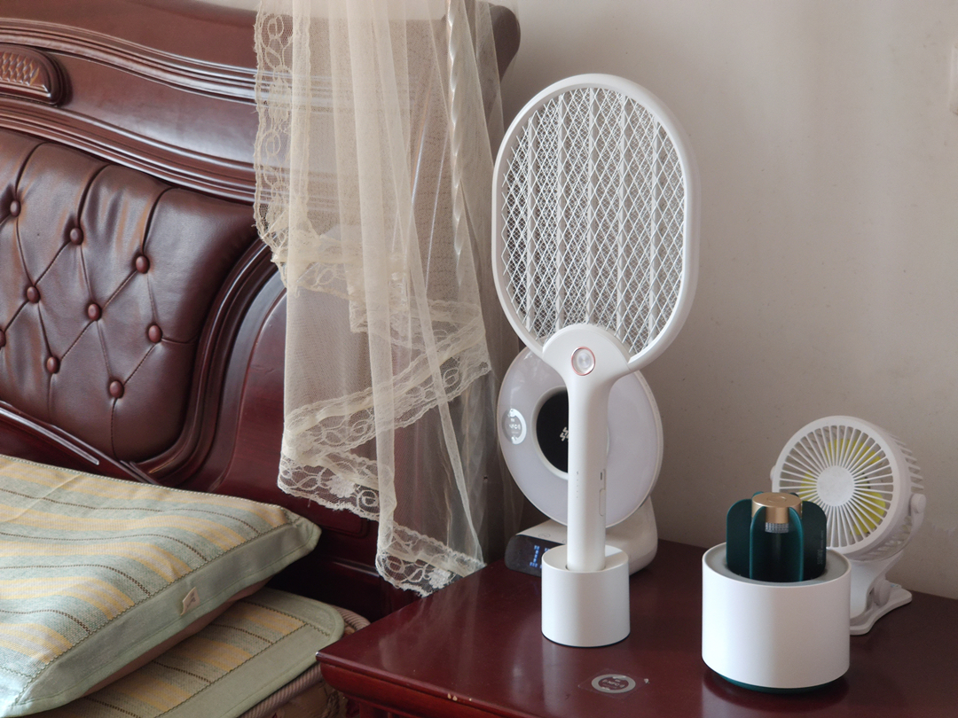 佐敦朱迪电蚊拍,佐敦朱迪电蚊拍换电池