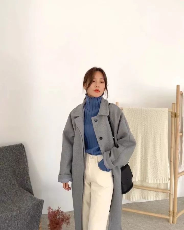 中长款毛衣外套显高显瘦穿搭,大衣连帽毛衣穿搭攻略