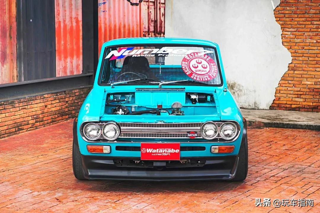 d-max皮卡改装泰国,一辆皮卡车改装成了一辆豪华房车