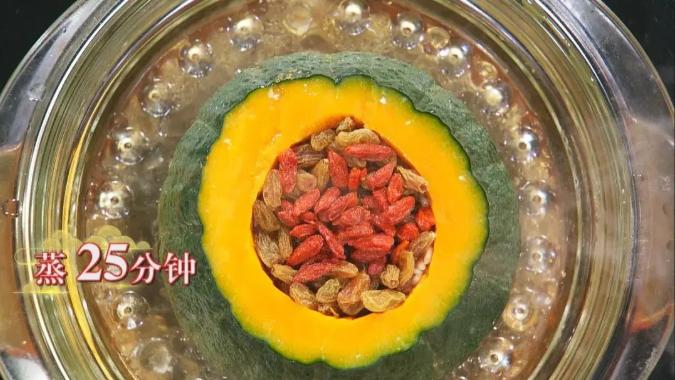 含铁的食物每天60mg,含铁量是鲜桂圆20倍