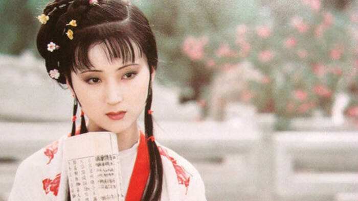 林心如得玫瑰糠疹好了吗,林心如渐冻症被治好