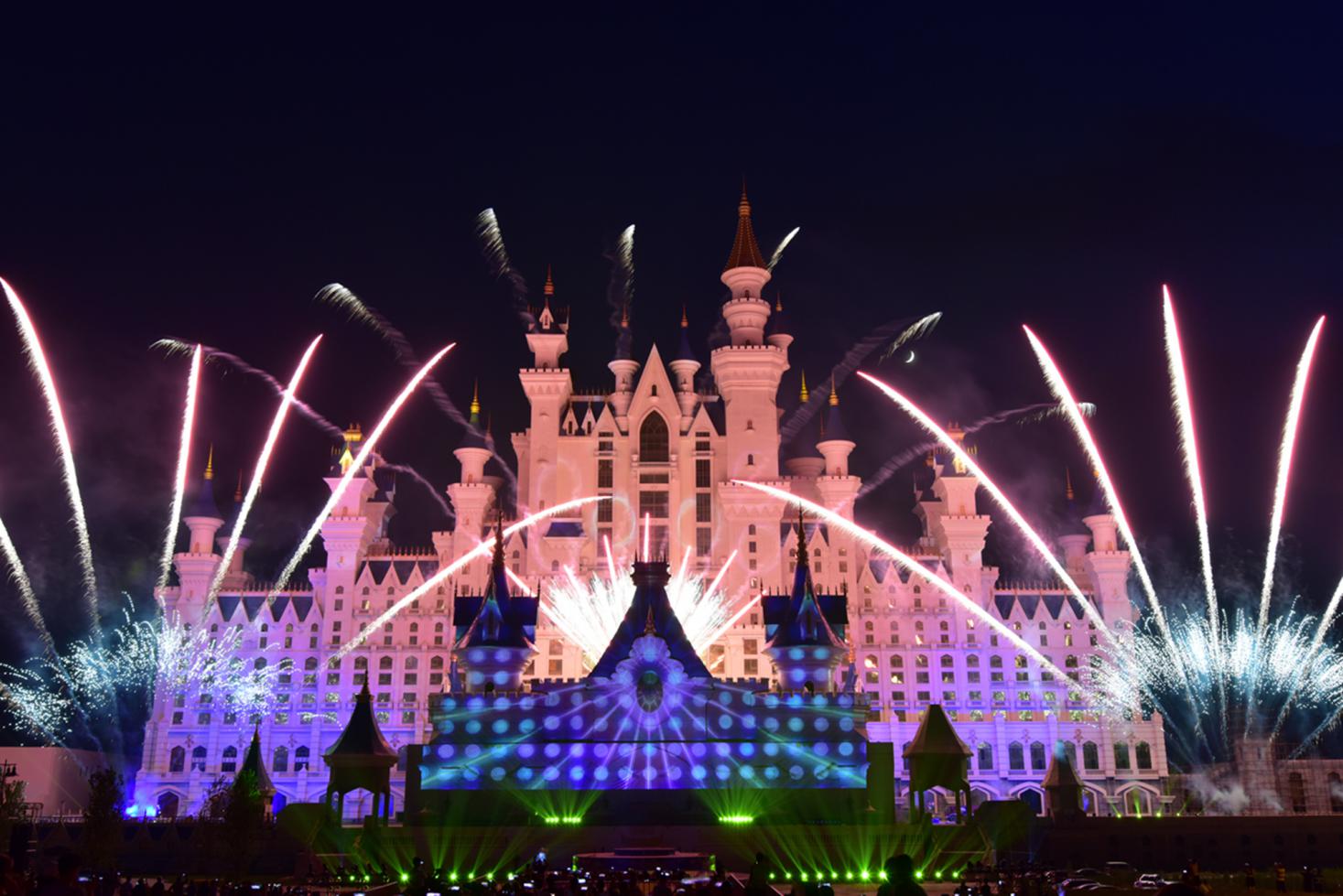 欢乐八载硬核绽放｜|热高8周年，城堡星光夜荣耀启幕