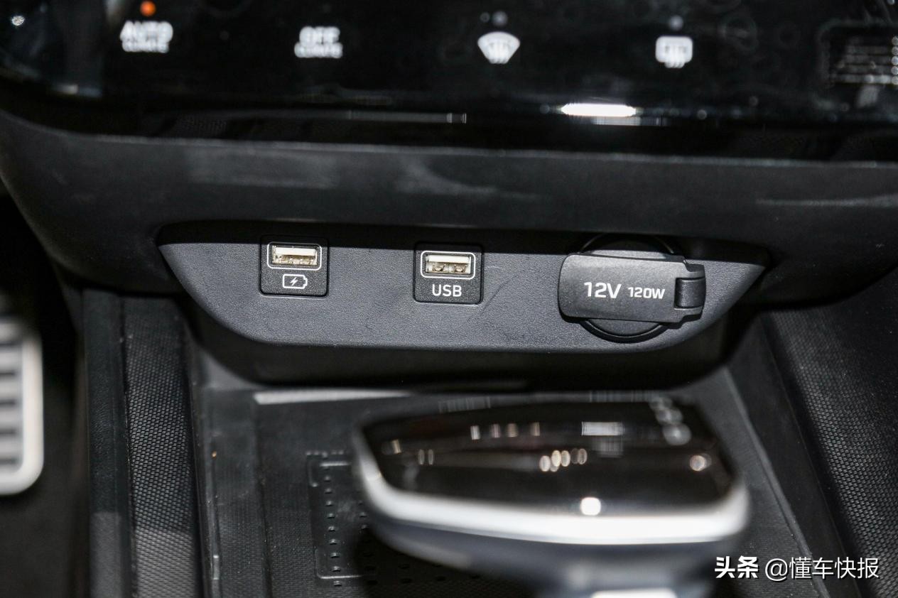 第七代伊兰特和全新伊兰特区别,第六代伊兰特对比第七代伊兰特