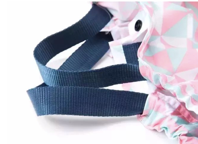 背上环保包，过一天「无塑料袋日」