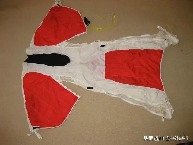 被推上风口浪尖的翼装飞行，你对它的误解有多深？