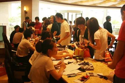 服装淡季如何调整团队状态,服装淡季衣服应该怎么处理