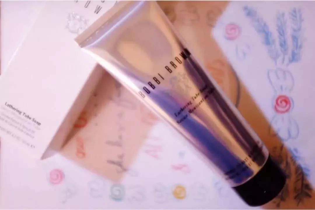 8款洗面奶谁用谁踩雷,这三款洗面奶被列入烂脸黑名单