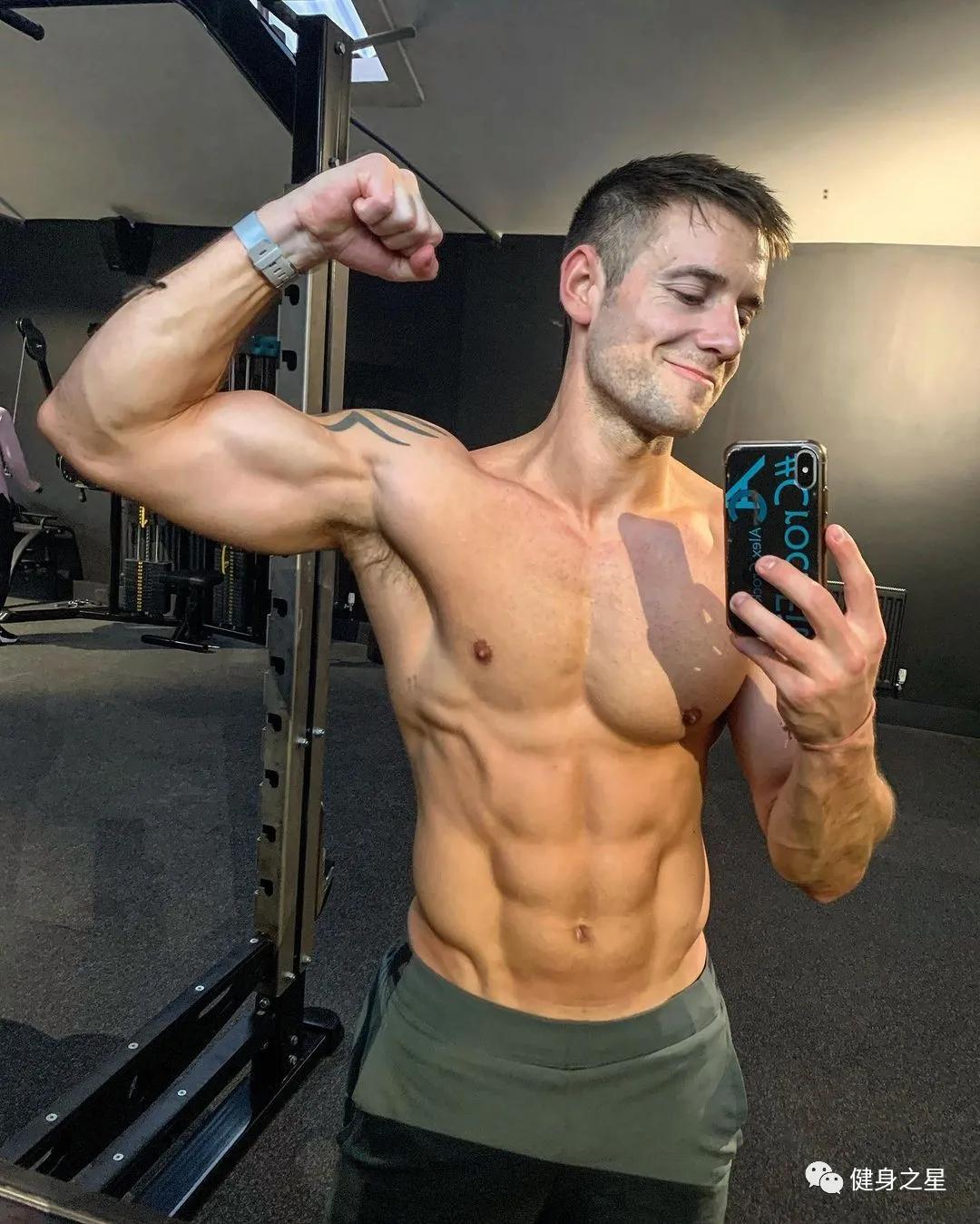 酷似海王的男模,酷似陈冠希的肌肉男