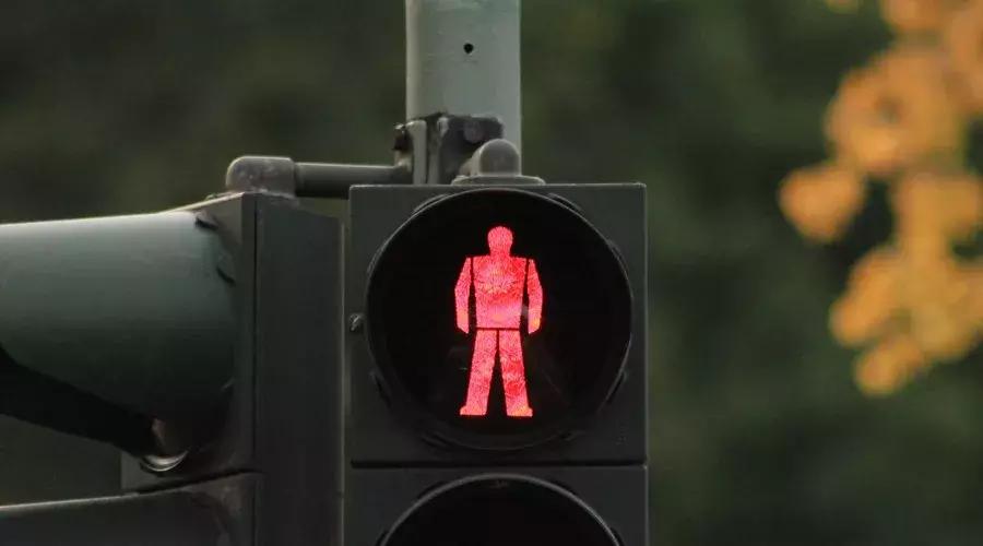 虚开发票的税务风险应对,虚开发票的危害企业需谨慎