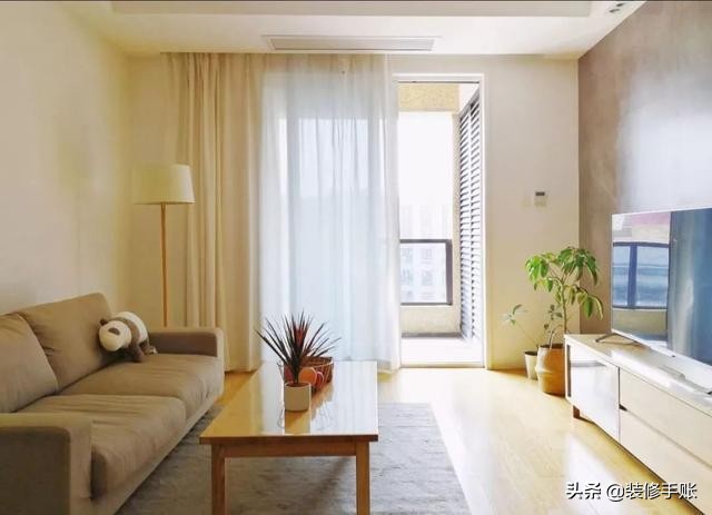 长又窄的客厅怎么布置,又窄又长的客厅怎么摆