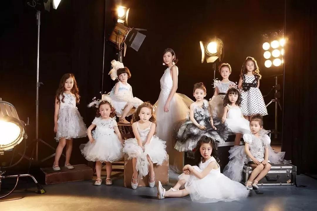 【公主爱电影】芭蕾女神美得惊人——《星光迷乱》（附*载下**链接）