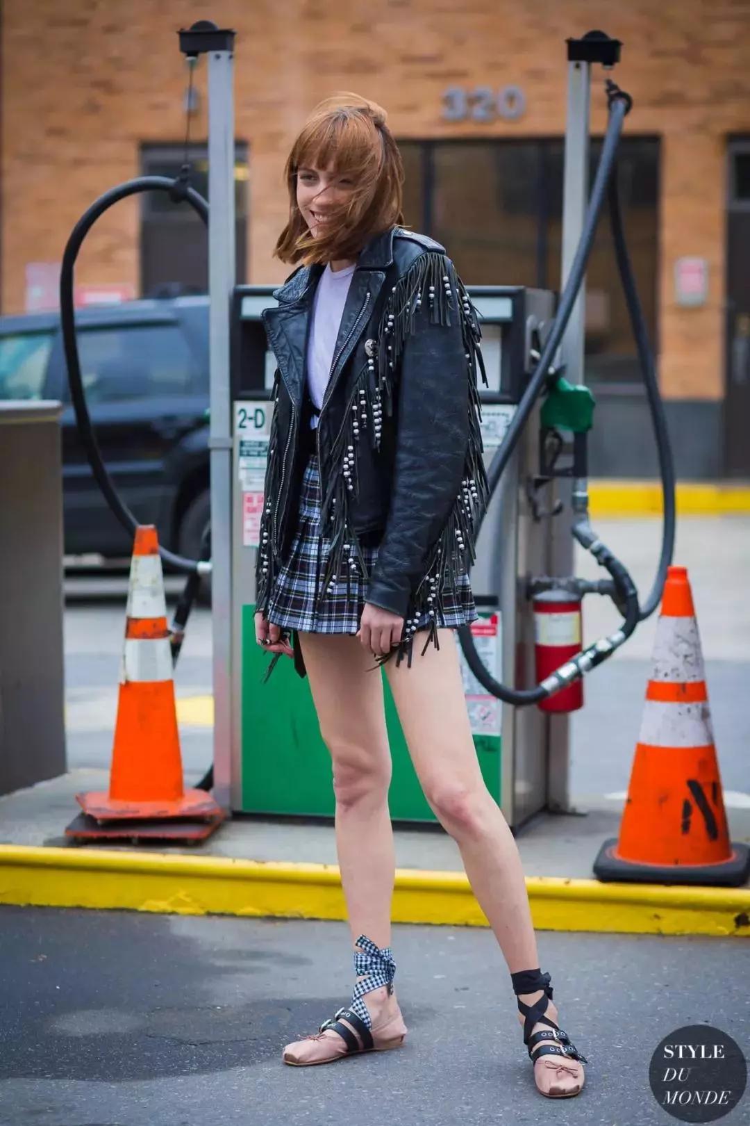 女孩皮衣新款爆款12岁春季,皮衣裙子新款套装