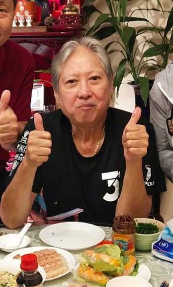 成龙宣传电影腰伤,成龙腰伤复发走路图片