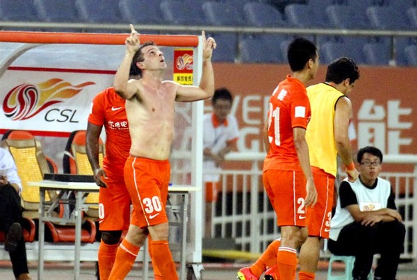 功勋回归蒙蒂略,蒙蒂略复出