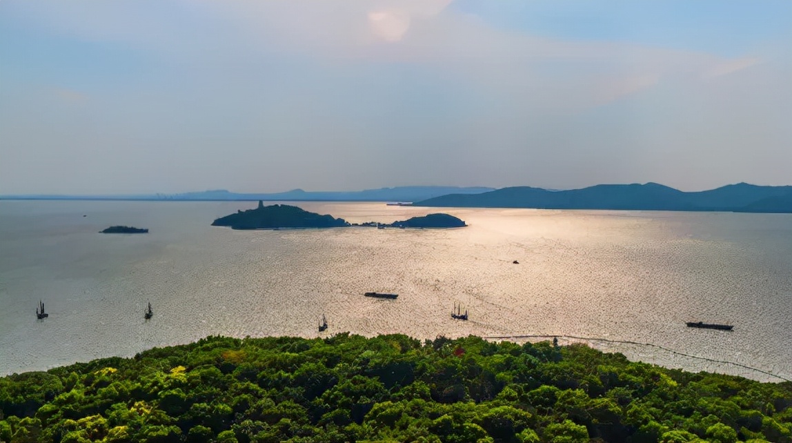 说到太湖，为何第一个想到“无锡”？｜方志江苏