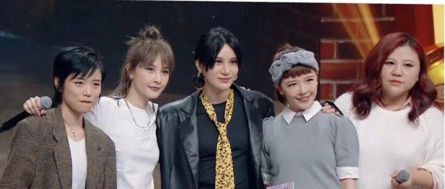 尚雯婕许飞pk谭维维投票,尚雯婕许飞谭维维谁唱功好