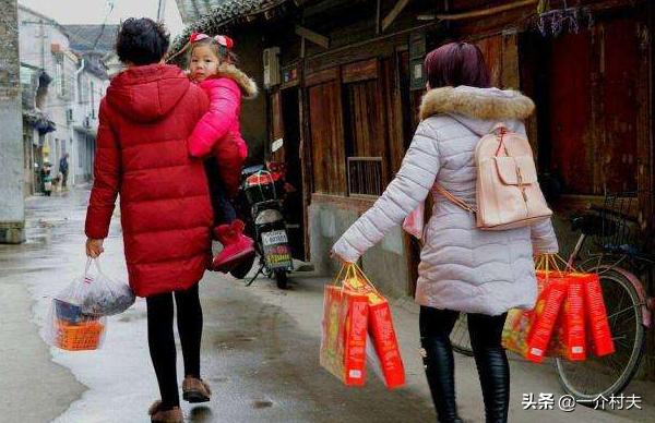 春节回家走亲戚有必要吗,农村春节走亲戚现实现象