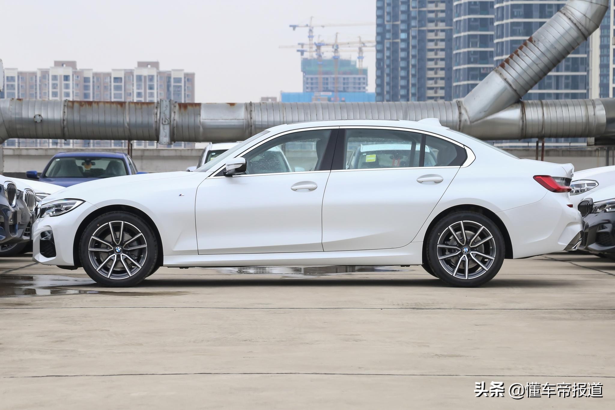 新车|配置调整再继续!宝马3系全系取消数字钥匙/330车型或降价