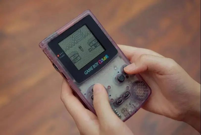 采访72岁年轻人,8090后的真实童年生活