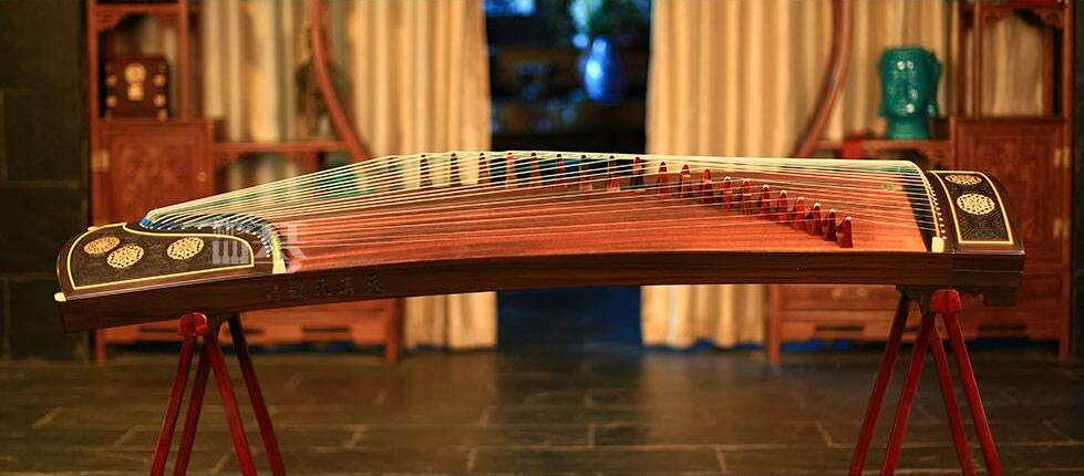古筝分为折面筝和什么筝,古筝每个部位的名称是什么