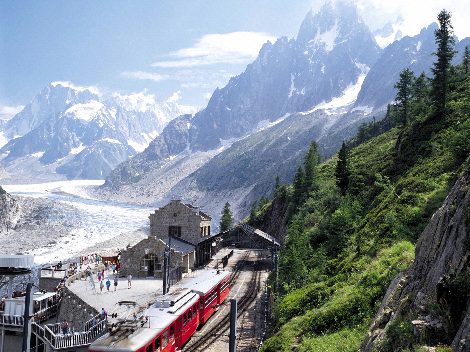 日本的福利那么高为何低生育率,日本的福利真的好吗