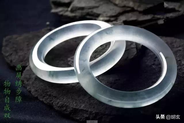 翡翠手镯怎么戴才容易,翡翠手镯怎么戴才是好的