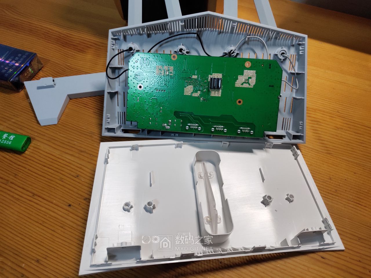 360安全盾t5g路由器评测,360v5s路由器与v5s加强版对比评测