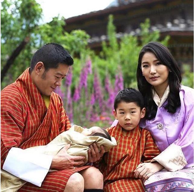 不丹国王佩玛照片,不丹佩玛王后现代装