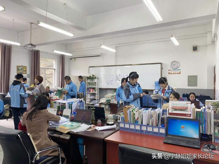 家长热议！实地走访成都五朵私花之一：锦江师大一中