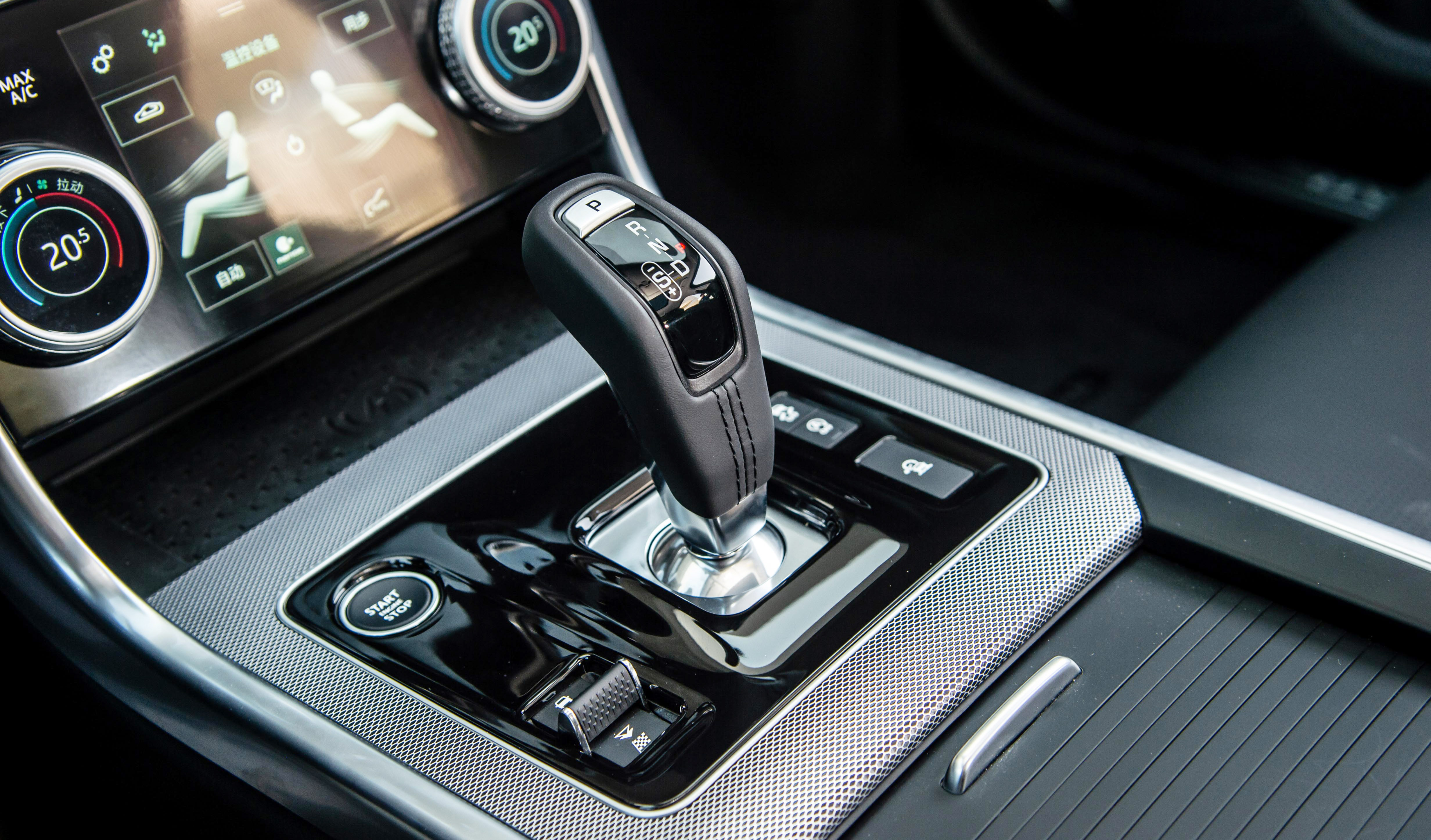 捷豹xel宝马3系性能测试,捷豹xel2021款豪华运动落地价