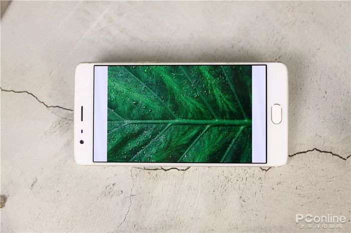 可以砸核桃的玻璃钢化膜是真的吗,纳米膜真的能砸核桃吗