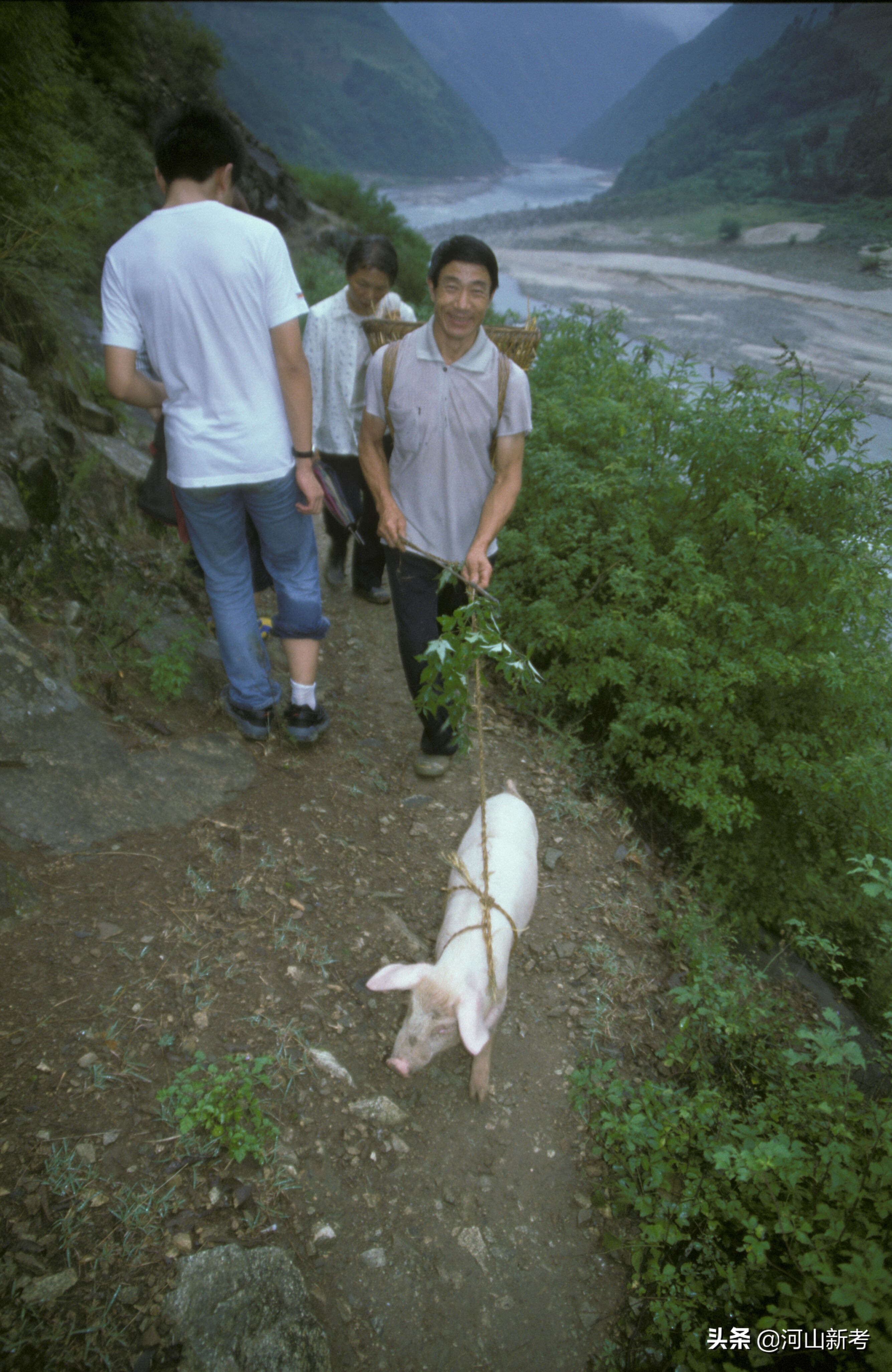 古栈道是如何修建的,古栈道是怎么建造的