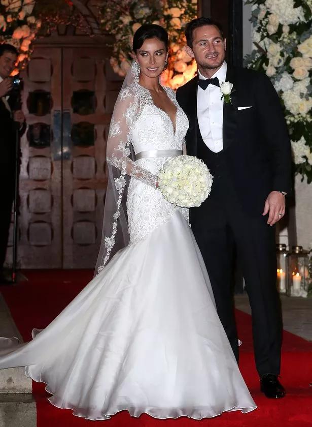 两个女人的战争男人复仇,两个女人的战争小说版