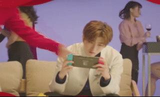 传闻腾讯代理Switch国行主机预售价2150元，内置王者荣耀绝地求生