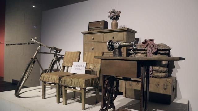 80年代有钱人摩托车,80年代的摩的牌子和价钱