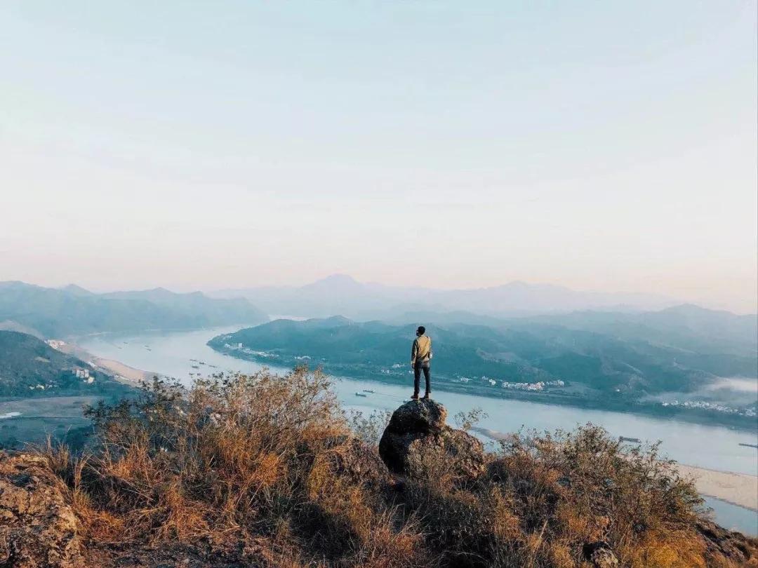 和三观正城府深的交往的体验感,和城府很深的人交往