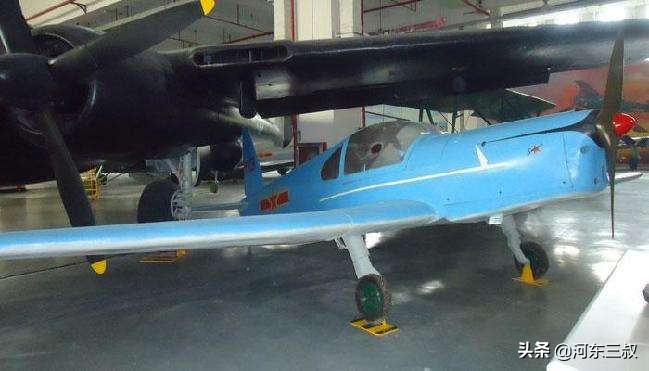 M1D“苏格尔”轻型通信机,单价20.6万,50年代采购自捷克