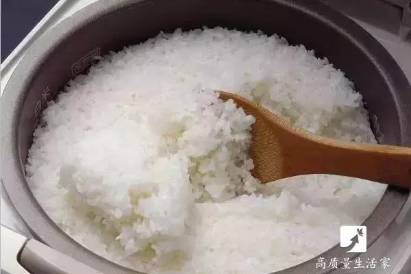 如何防止蒸米饭粘锅,蒸米饭粘锅有什么好办法