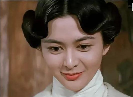 沙子进了眼睛沙子去哪了,眼睛进沙子多久会消失