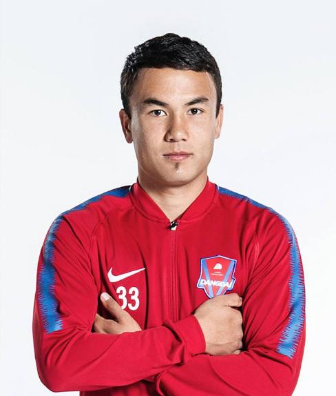 U22国足大胜背后，郝伟不固执了！*疆新**小伙踢左后卫，确实最合适