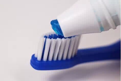 口腔六大常见疾病,专家建议这样做