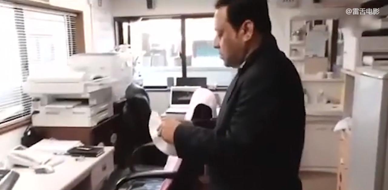 中国人放弃国籍跑去日本，结果成了黑户口，打工都没人要！纪录片