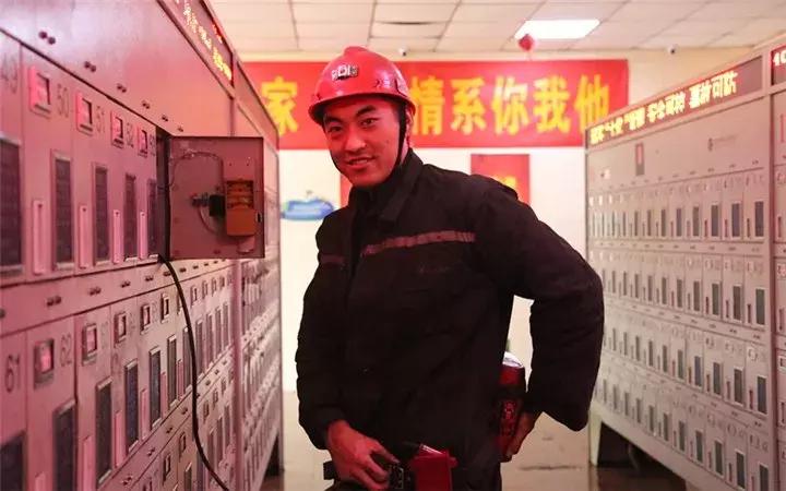 走近西山煤电90后大学生矿工