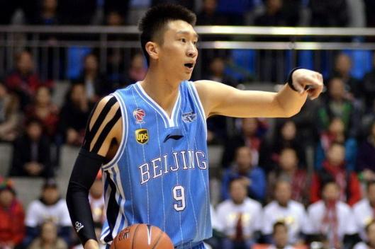 冠军控卫再起航！北控男篮队长公布，他已成联盟最老球员